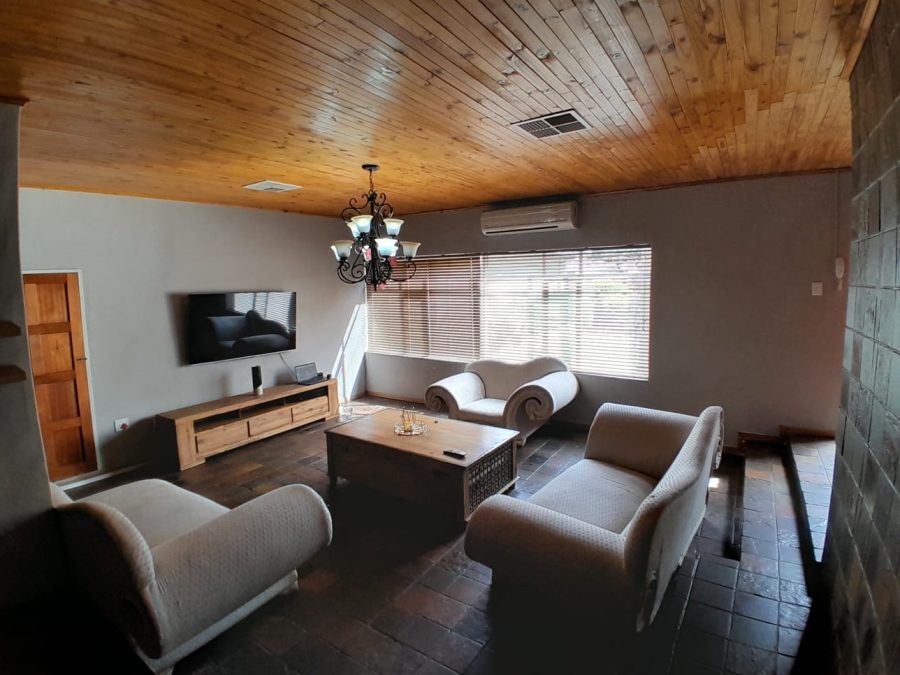 4 Bedroom Property for Sale in Kuruman Northern Cape